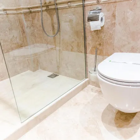 Διαμέρισμα Luxury Vue Sur La *